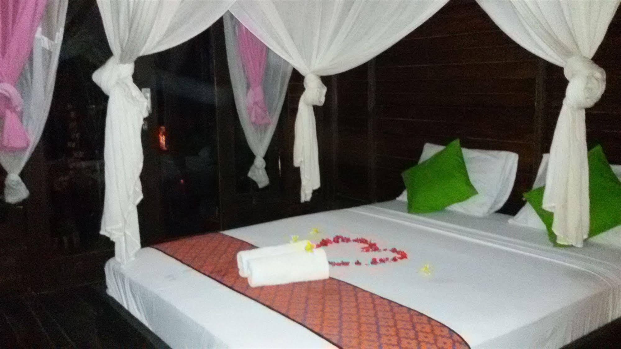 Mosaix Gili Bungalows Quần đảo Gili Ngoại thất bức ảnh