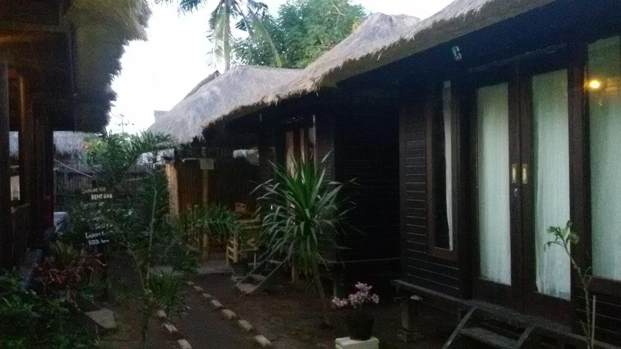 Mosaix Gili Bungalows Quần đảo Gili Ngoại thất bức ảnh