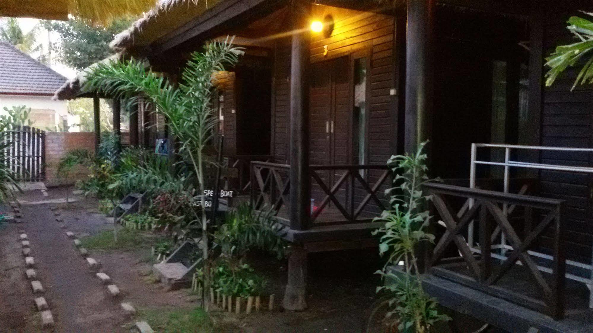 Mosaix Gili Bungalows Quần đảo Gili Ngoại thất bức ảnh
